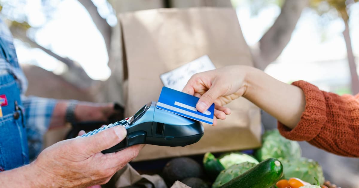 Verizon Holiday Deals and Rewards FAQ