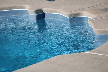 FAQ: Why Fiberglass Pools Are Ideal for Oklahoma's Climate