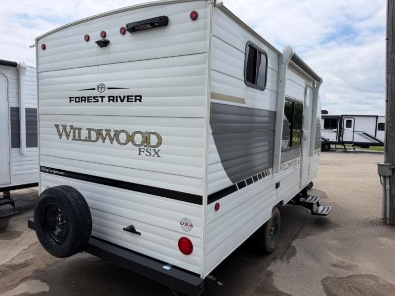 FAQ: Hilltop Camper & RV Expands Used Camper Sales in Minnesota